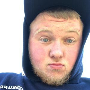 Meet your Posher, Adam